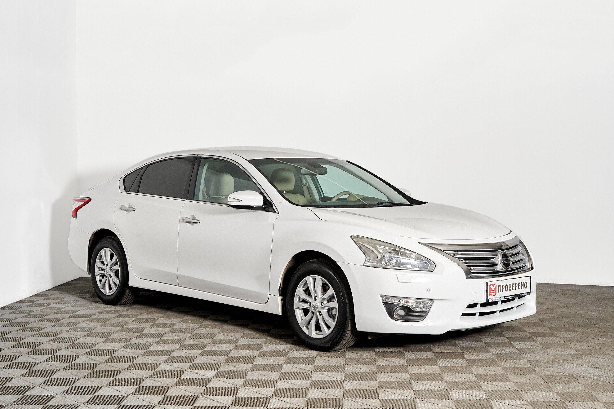 Nissan Teana 2014, белый