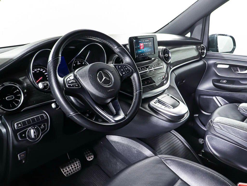 Mercedes-Benz V-Класс 2019, черный