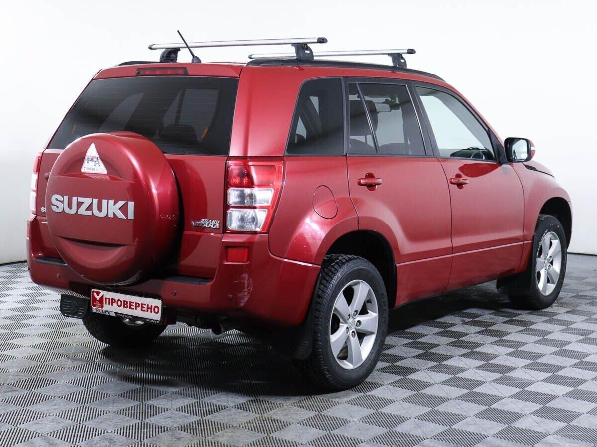 Suzuki Grand Vitara 2010, красный