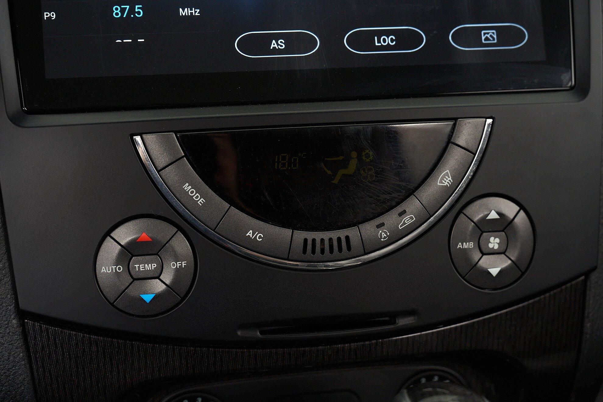 SsangYong Rexton 2011, серебряный