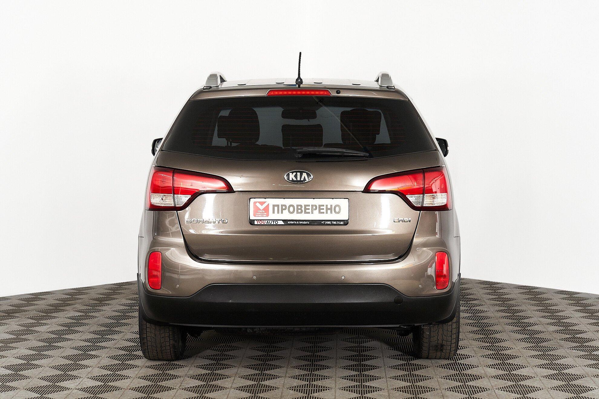 Kia Sorento 2014, бежевый