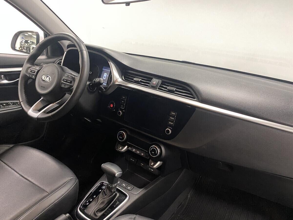 Kia Rio 2021, белый