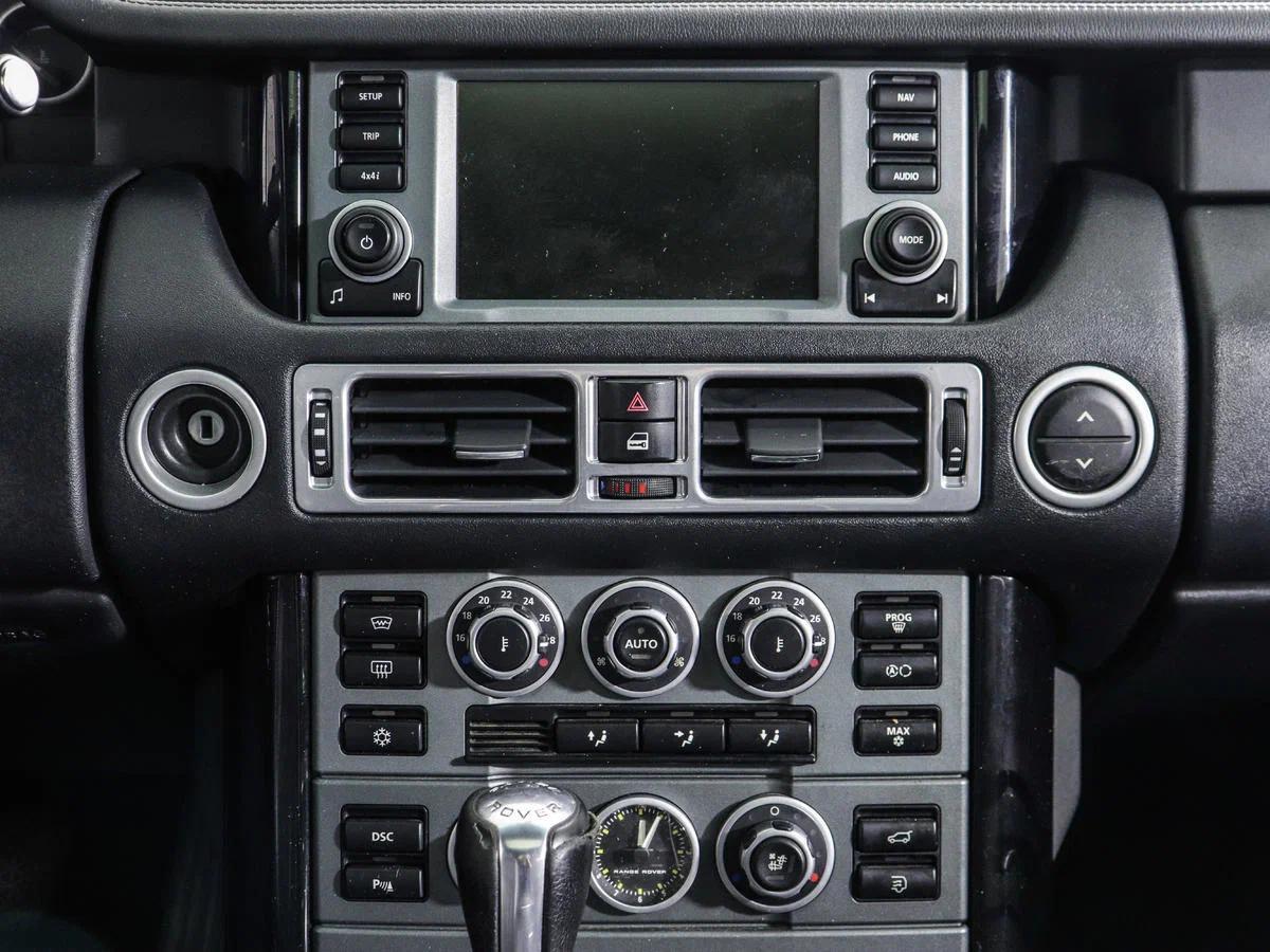 Land Rover Range Rover 2009, белый