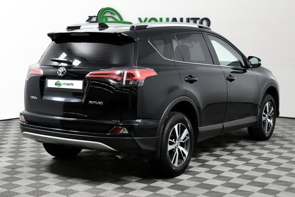 Toyota RAV4 2019, черный