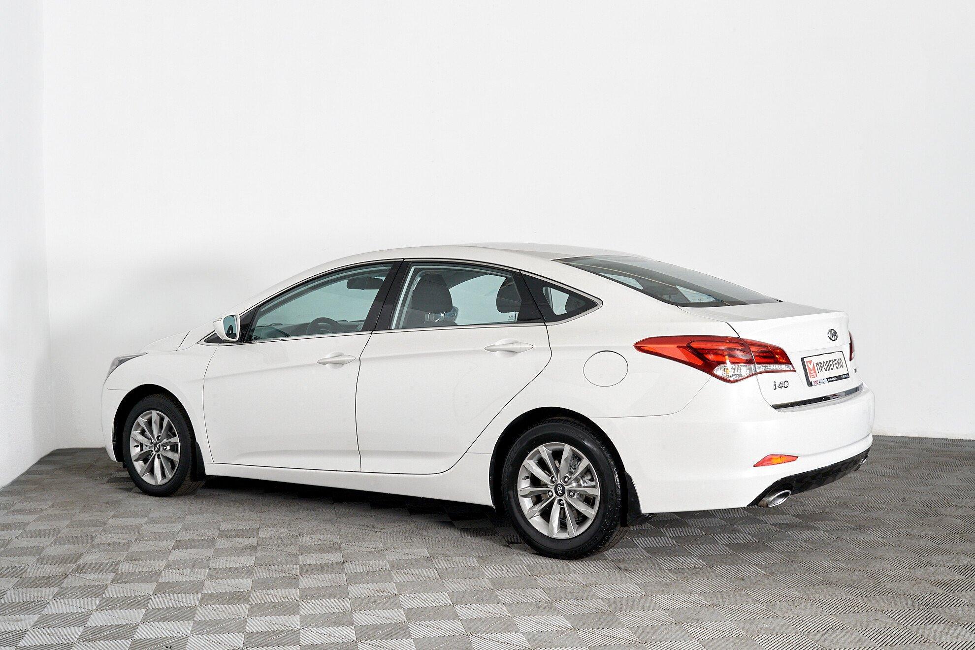 Hyundai i40 2017, белый