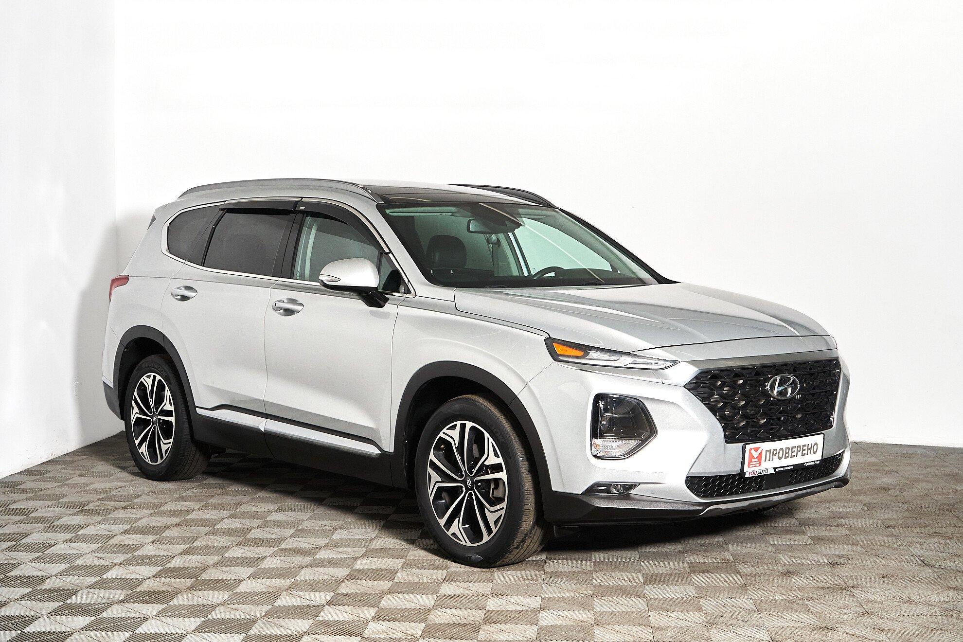 Hyundai Santa Fe 2018, серый