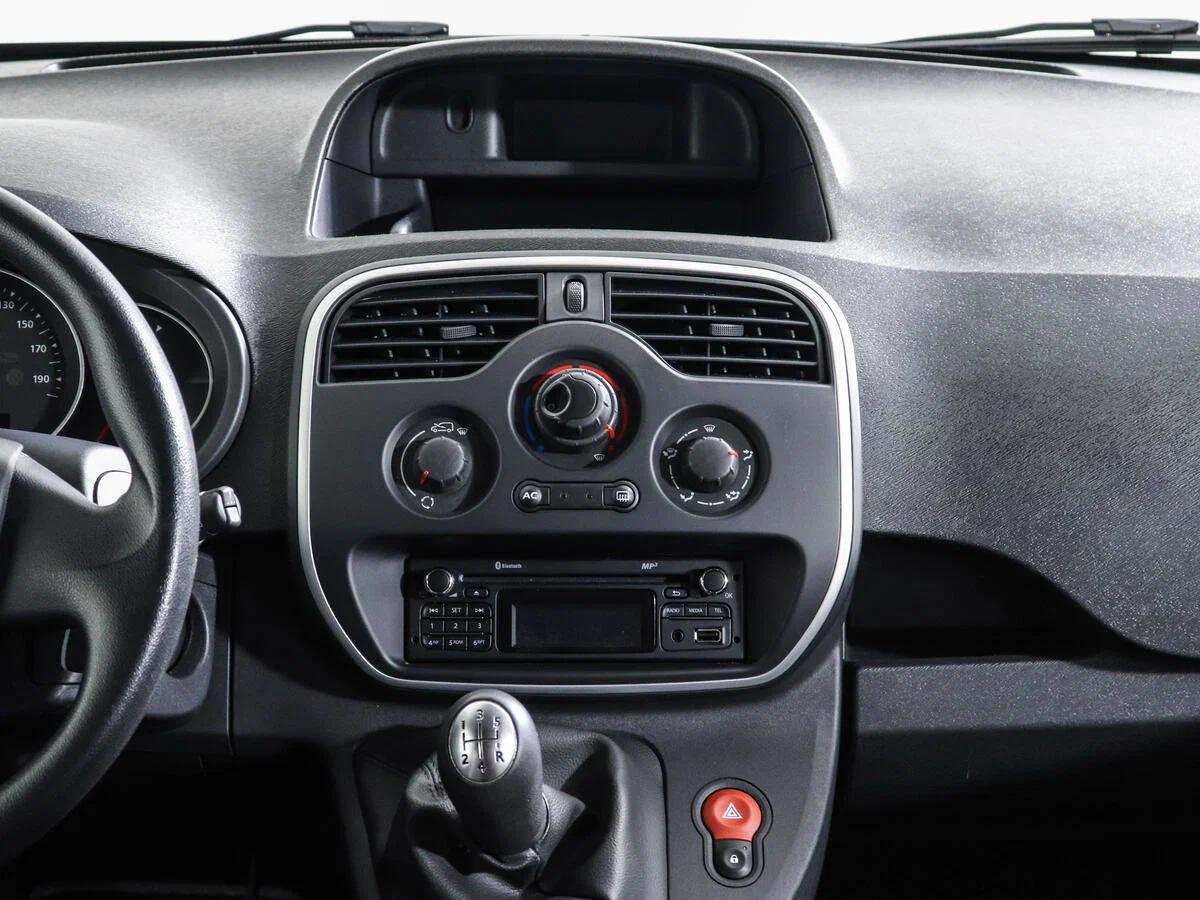 Renault Kangoo 2016, белый