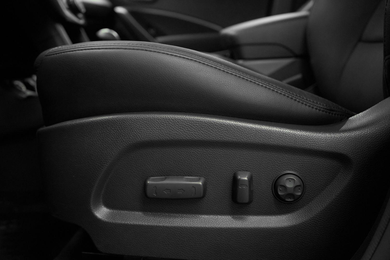 Hyundai Santa Fe 2015, серый