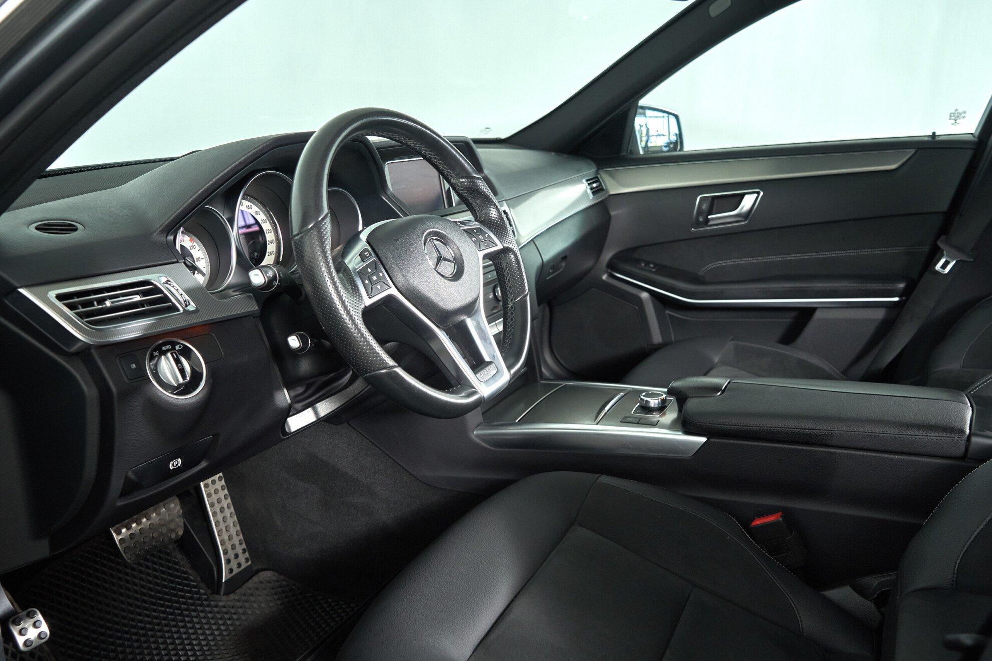 Mercedes-Benz E-Класс 2015, серый