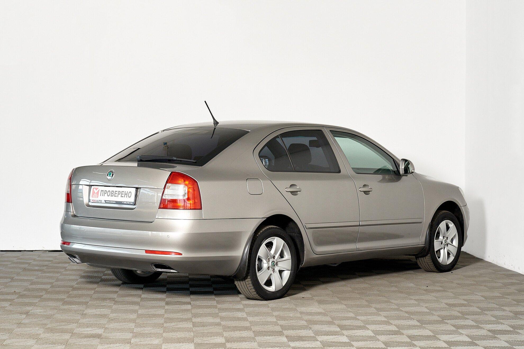 Skoda Octavia 2013, бежевый