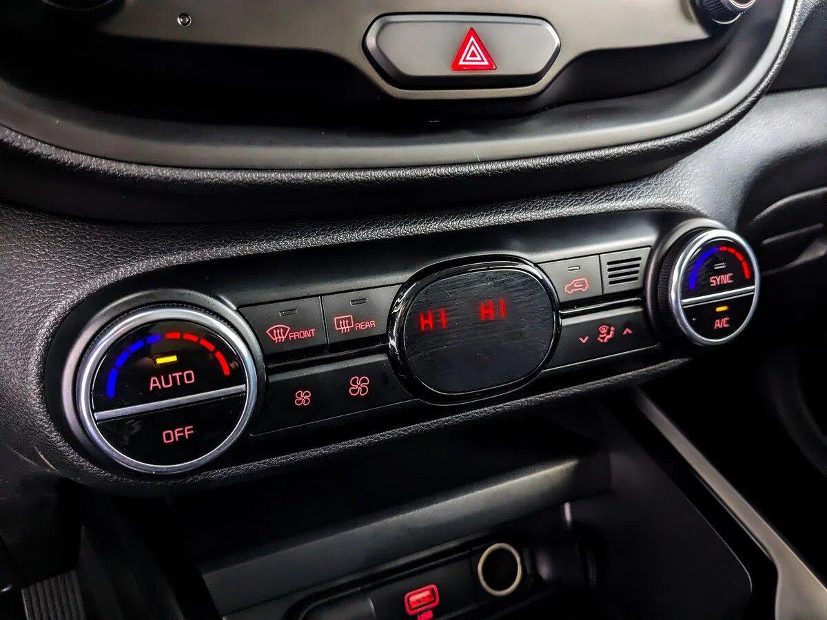 Kia Soul 2020, синий