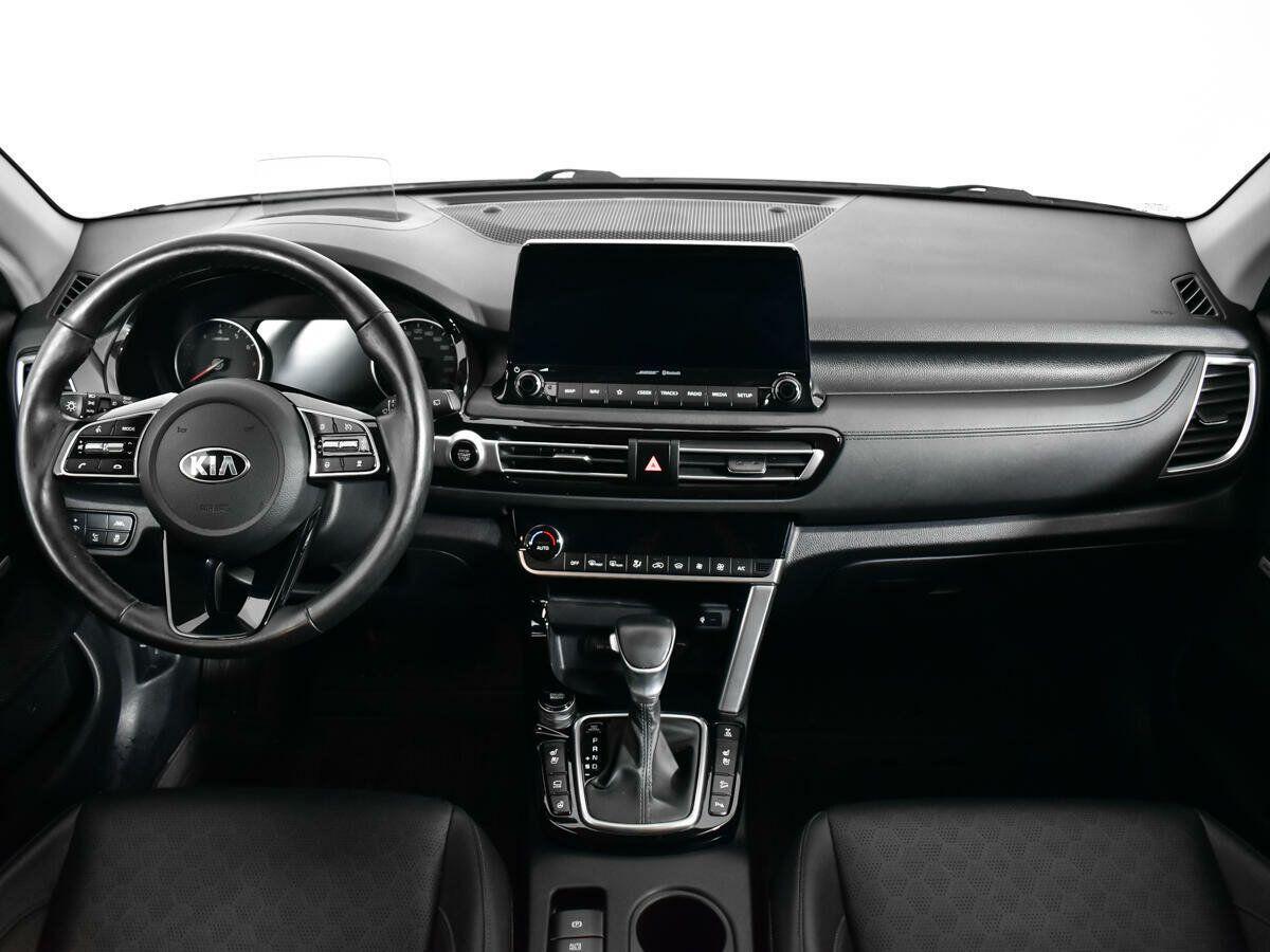 Kia Seltos 2022, белый
