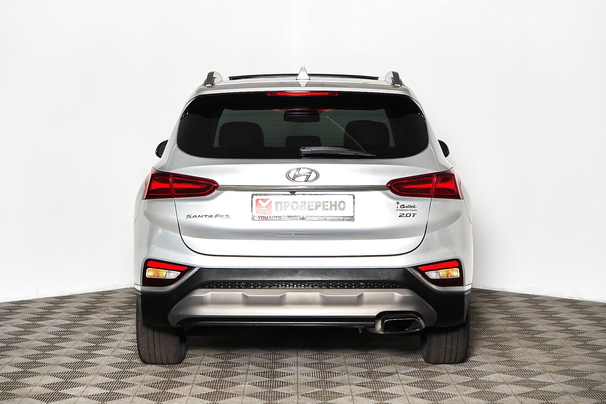 Hyundai Santa Fe 2018, серый