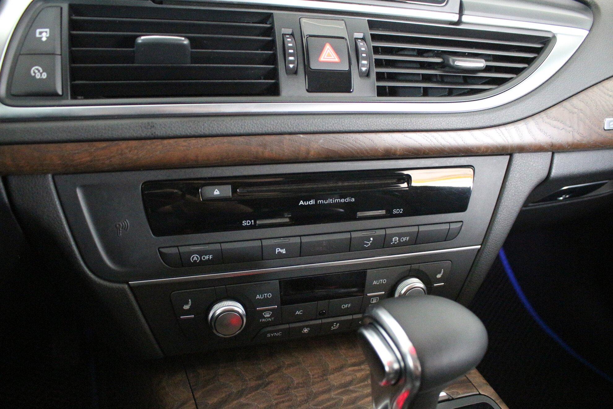 Audi A7 2012, черный