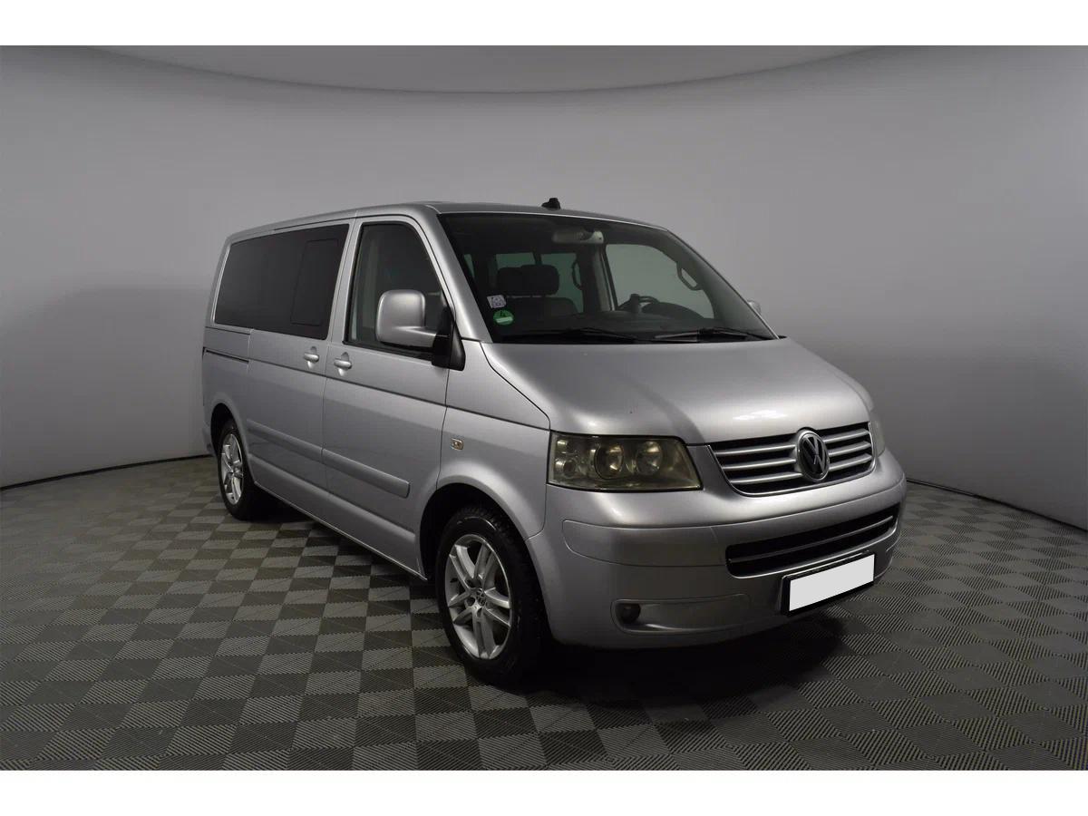 Volkswagen Multivan 2009, серебряный