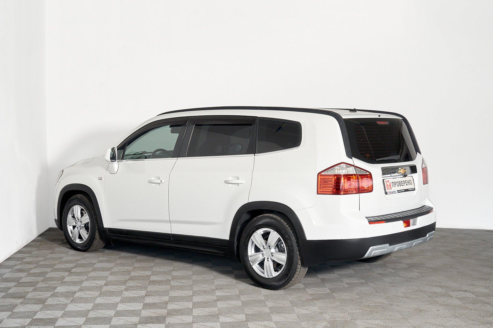 Chevrolet Orlando 2013, белый
