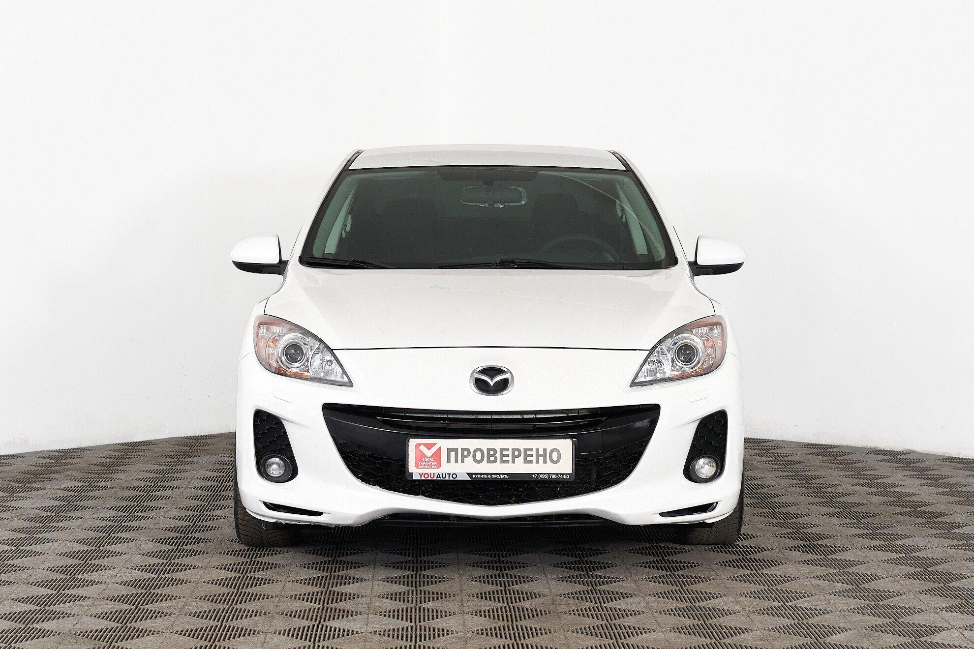 Mazda 3 2013, белый