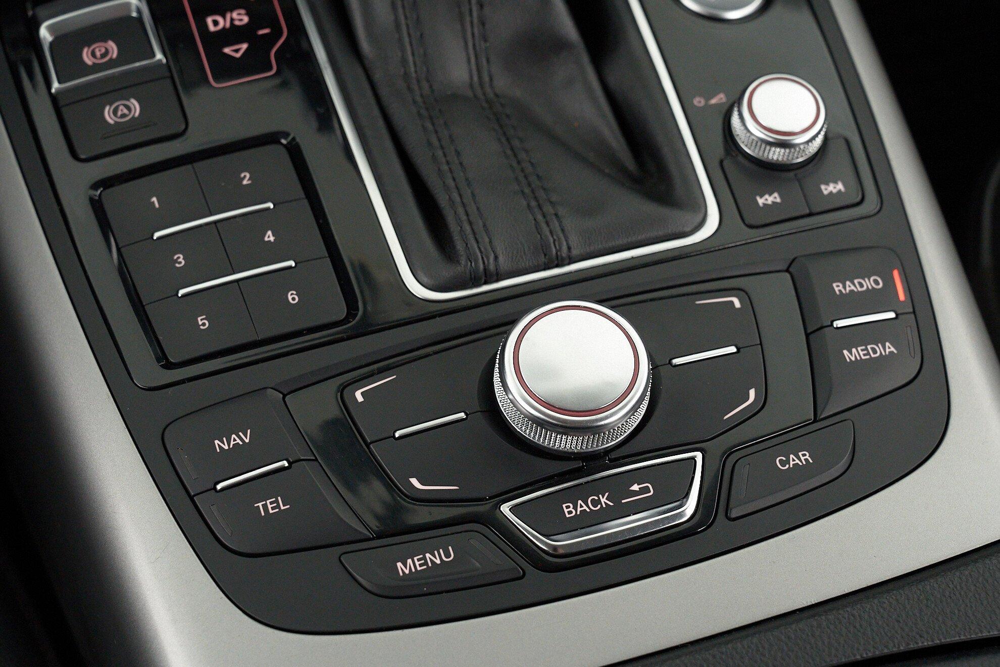 Audi A6 2013, черный