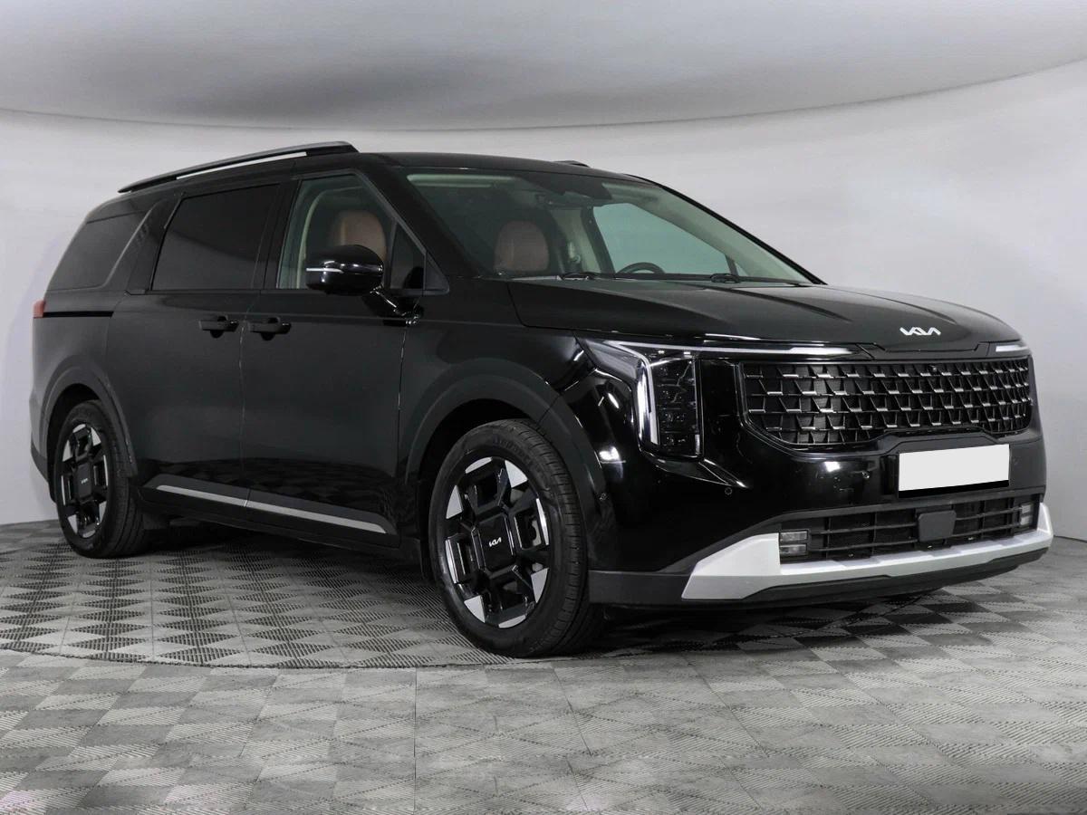 Kia Carnival 2024, черный
