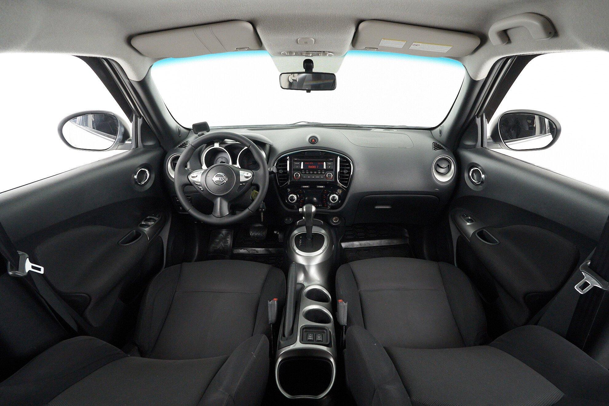 Nissan Juke 2013, белый