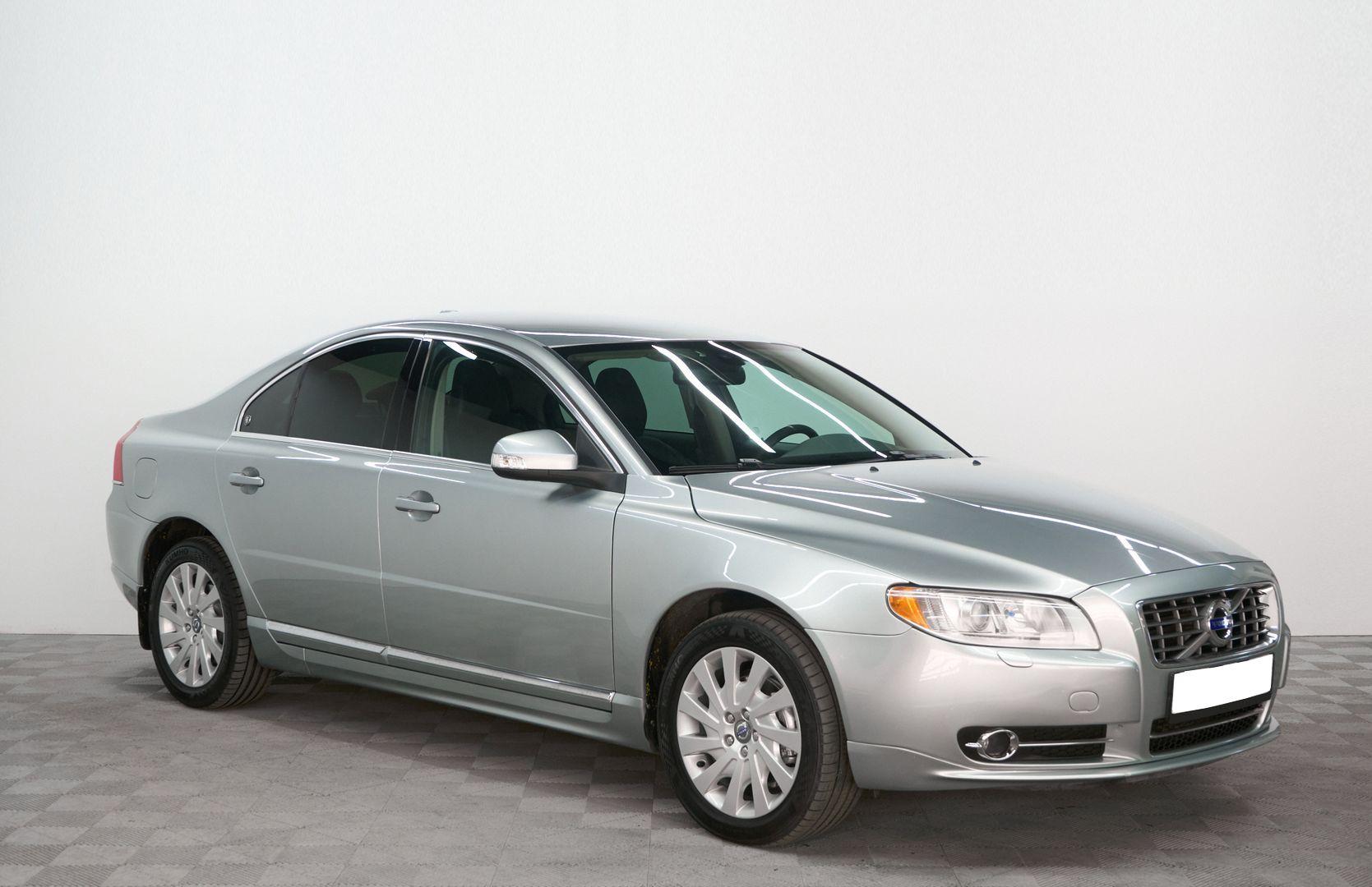 Volvo S80 2010, серебряный