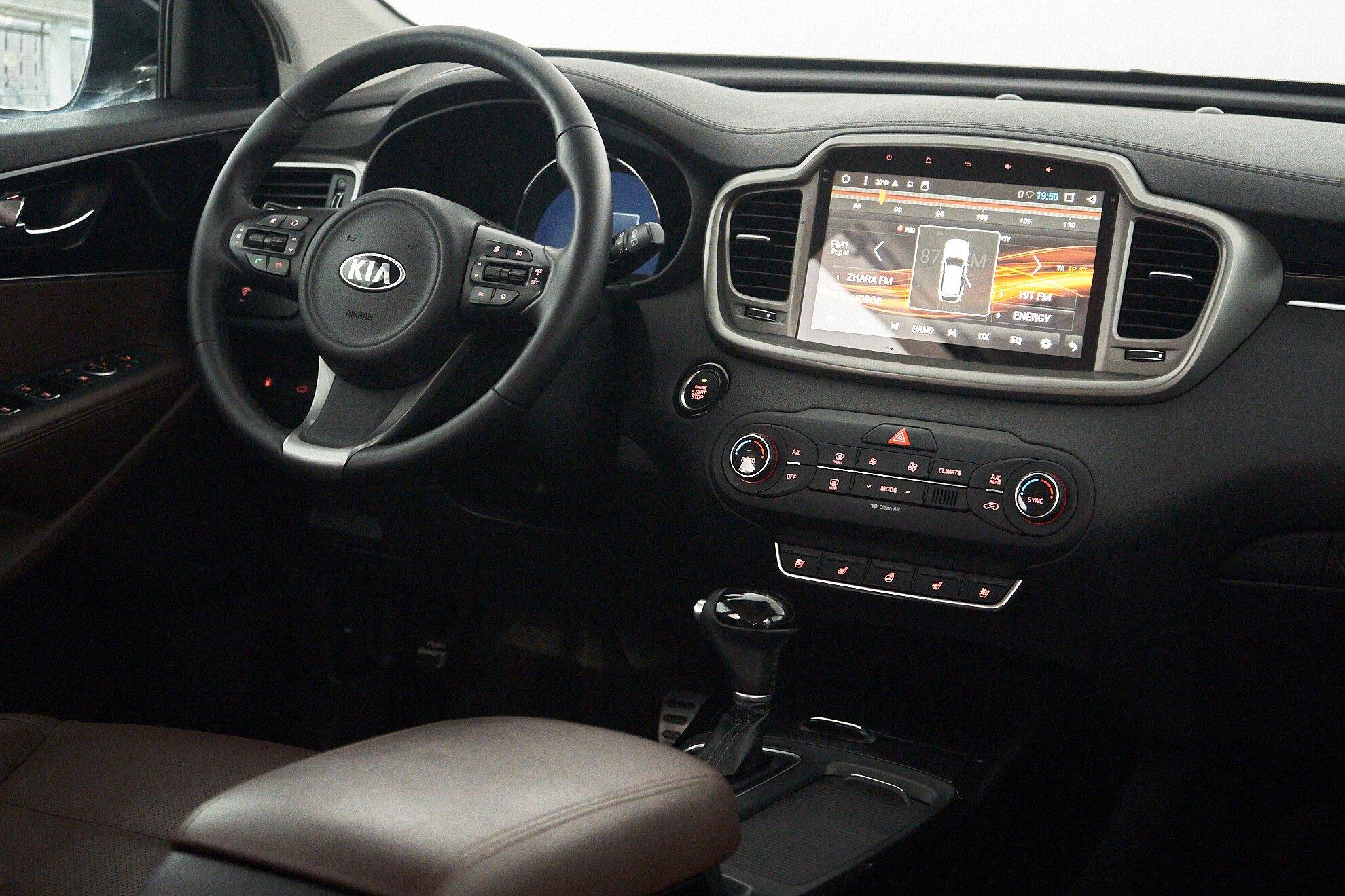 Kia Sorento 2017, черный