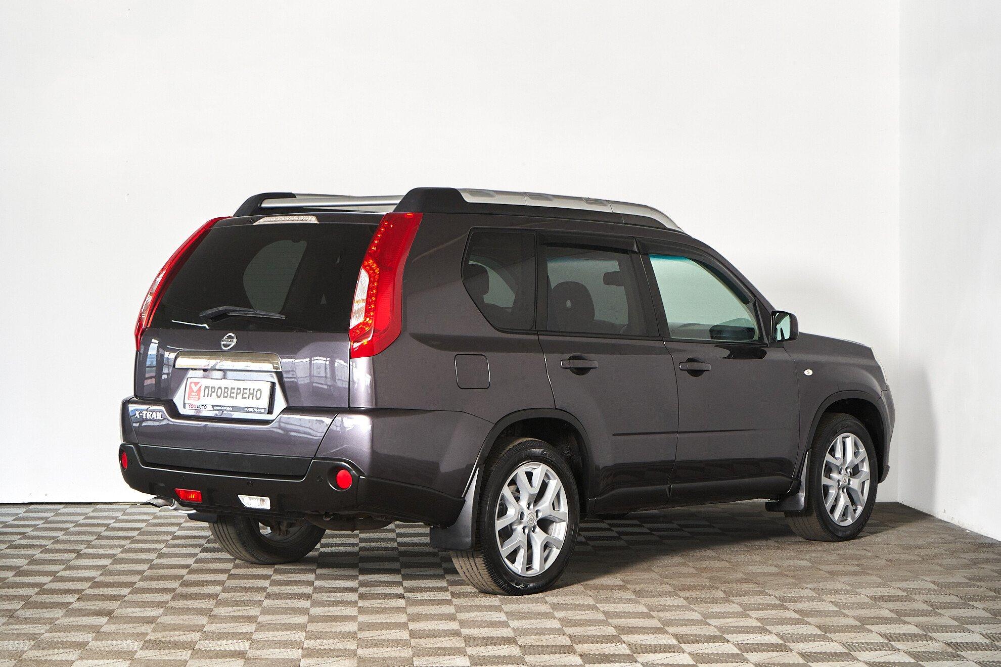 Nissan X-Trail 2011, фиолетовый
