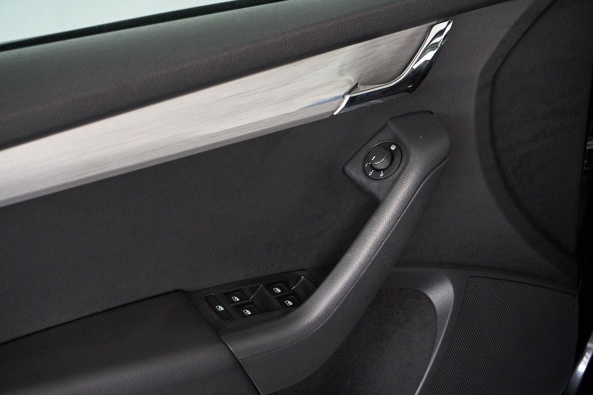 Skoda Octavia 2016, черный