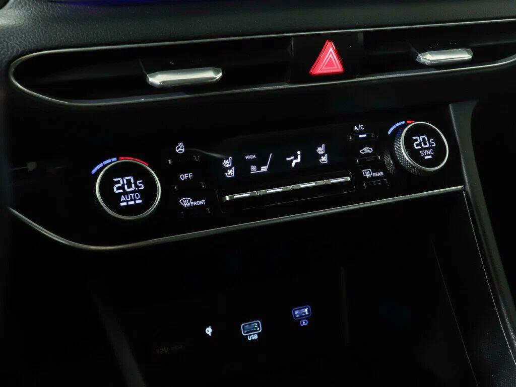 Hyundai Sonata 2021, синий