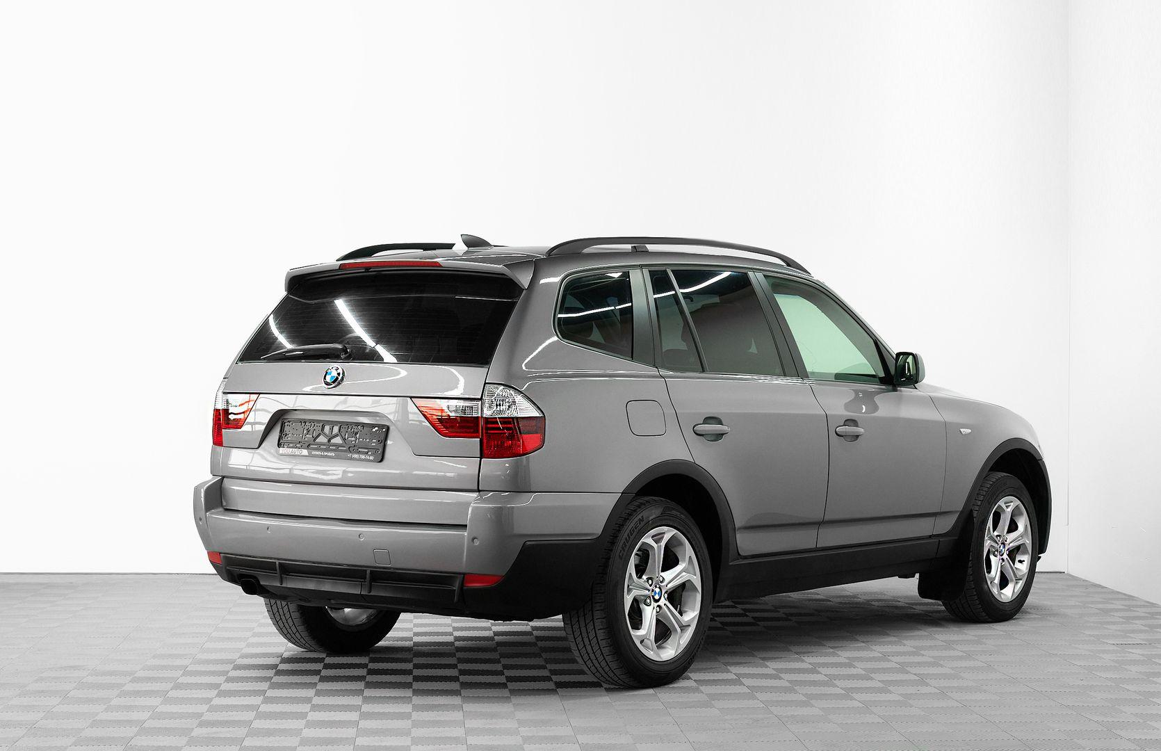 BMW X3 2009, серый