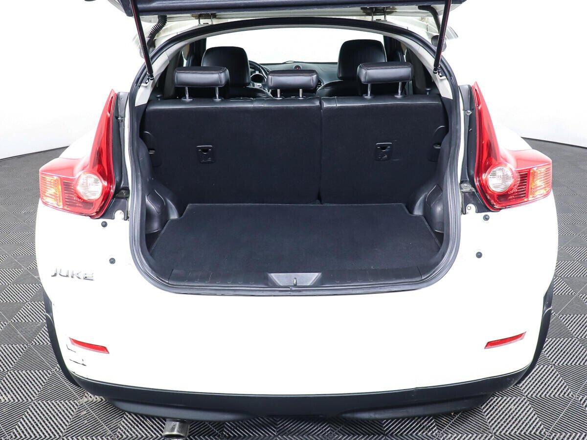 Nissan Juke 2014, белый