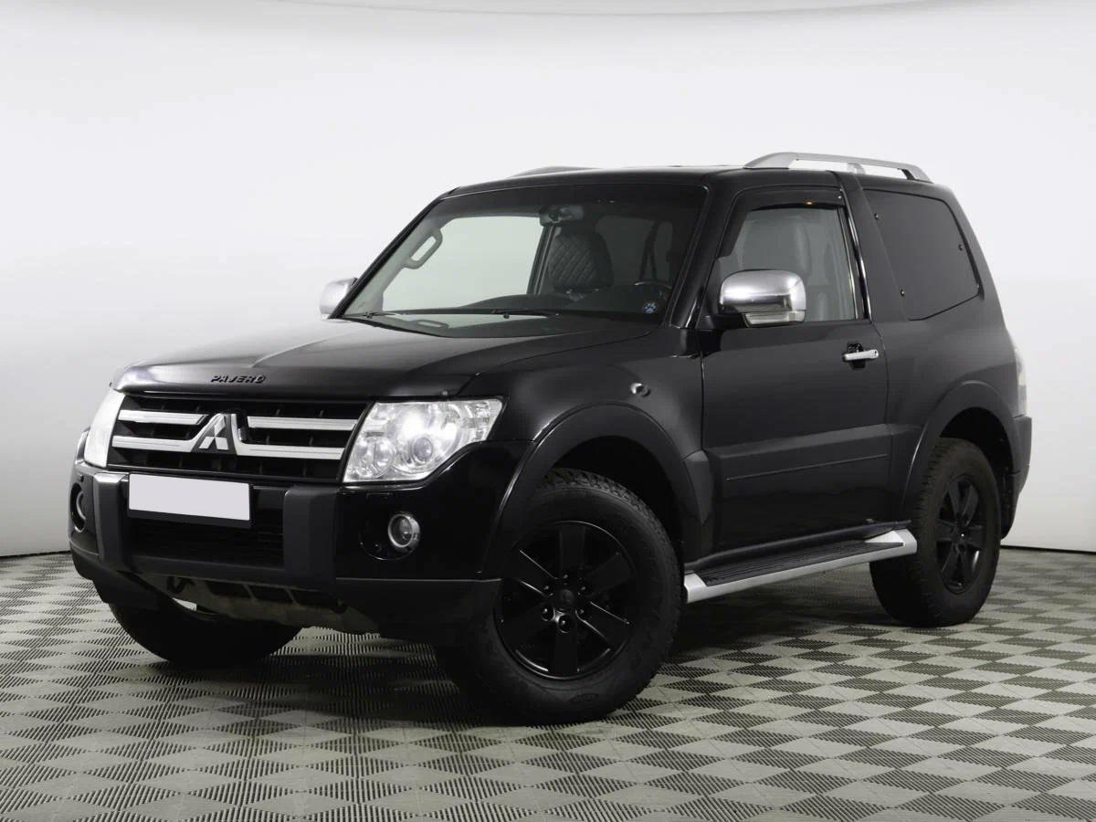 Mitsubishi Pajero 2007, черный