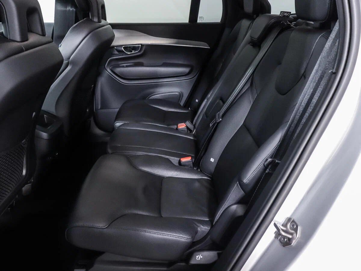 Volvo XC90 2020, серебряный