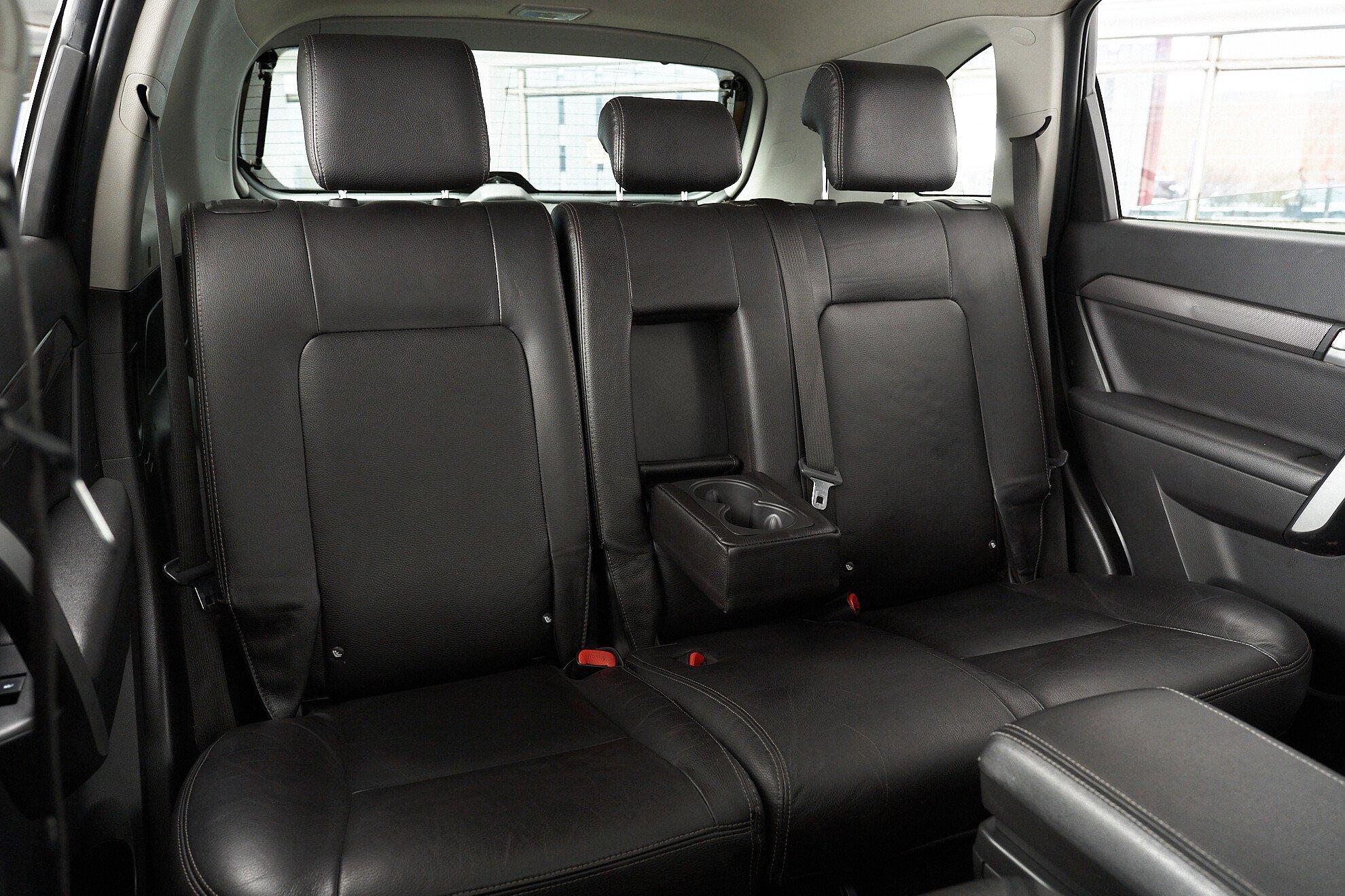 Chevrolet Captiva 2012, черный