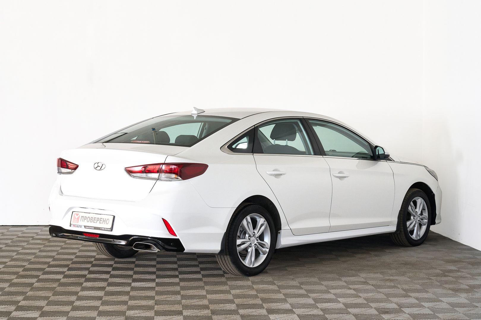 Hyundai Sonata 2017, белый