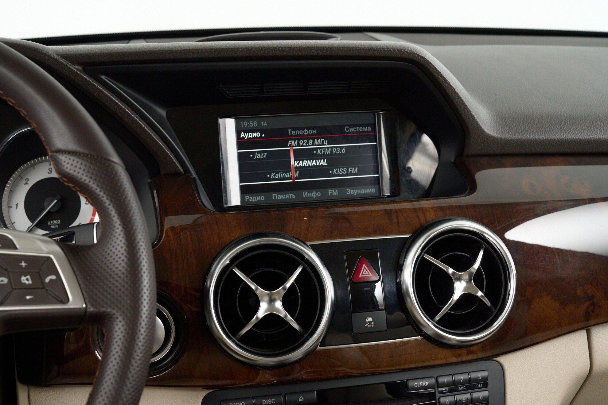 Mercedes-Benz GLK-Класс 2013, коричневый