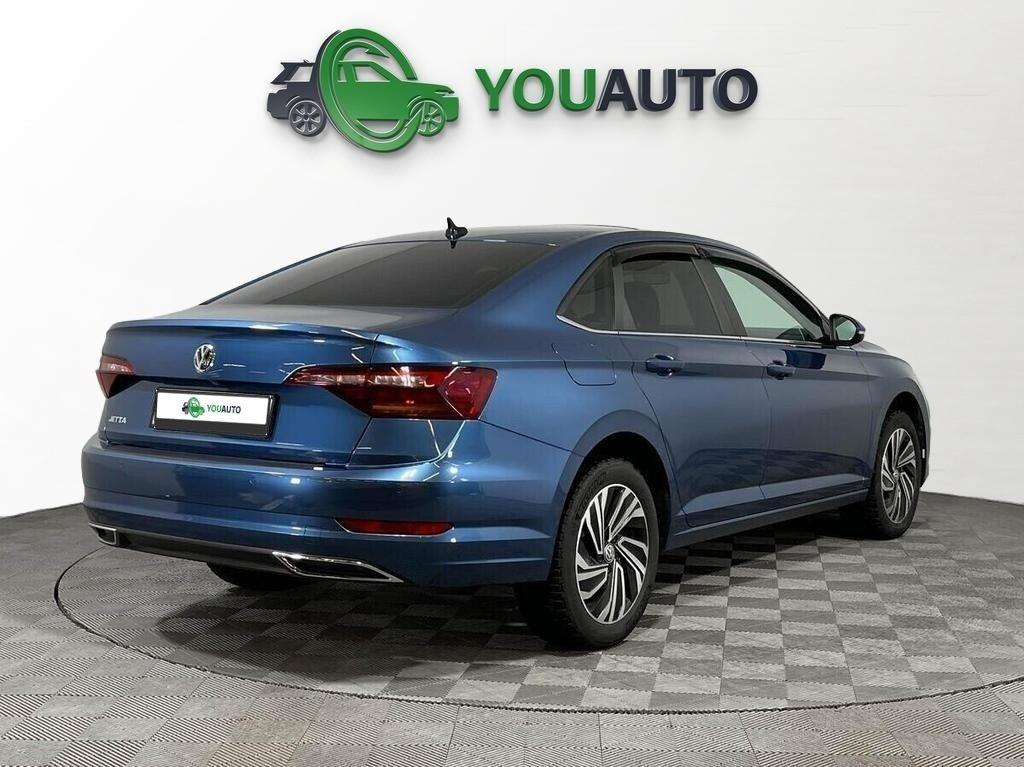 Volkswagen Jetta 2019, голубой
