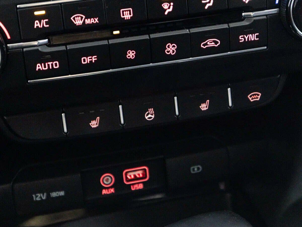 Kia Ceed 2018, коричневый