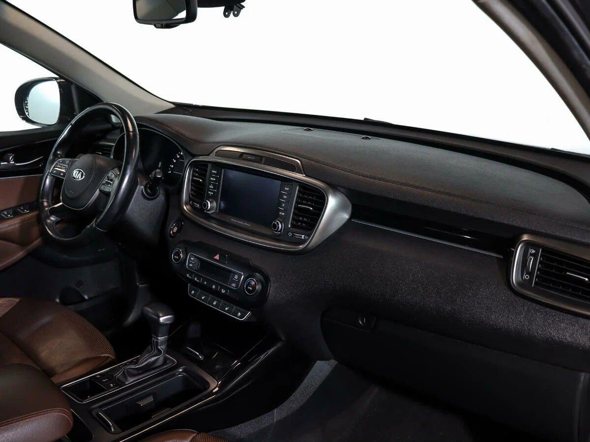 Kia Sorento 2018, коричневый