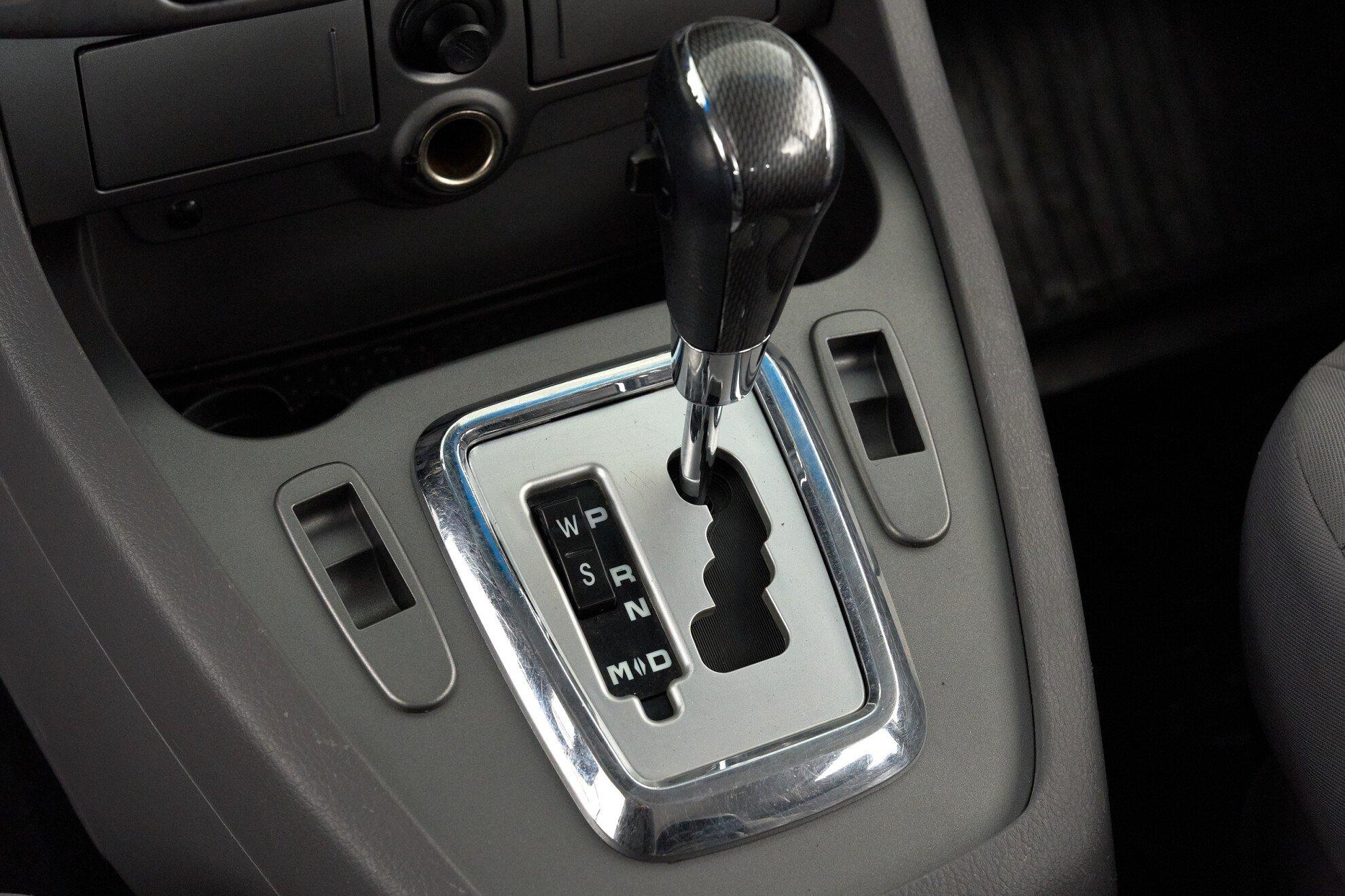 SsangYong Stavic 2014, черный