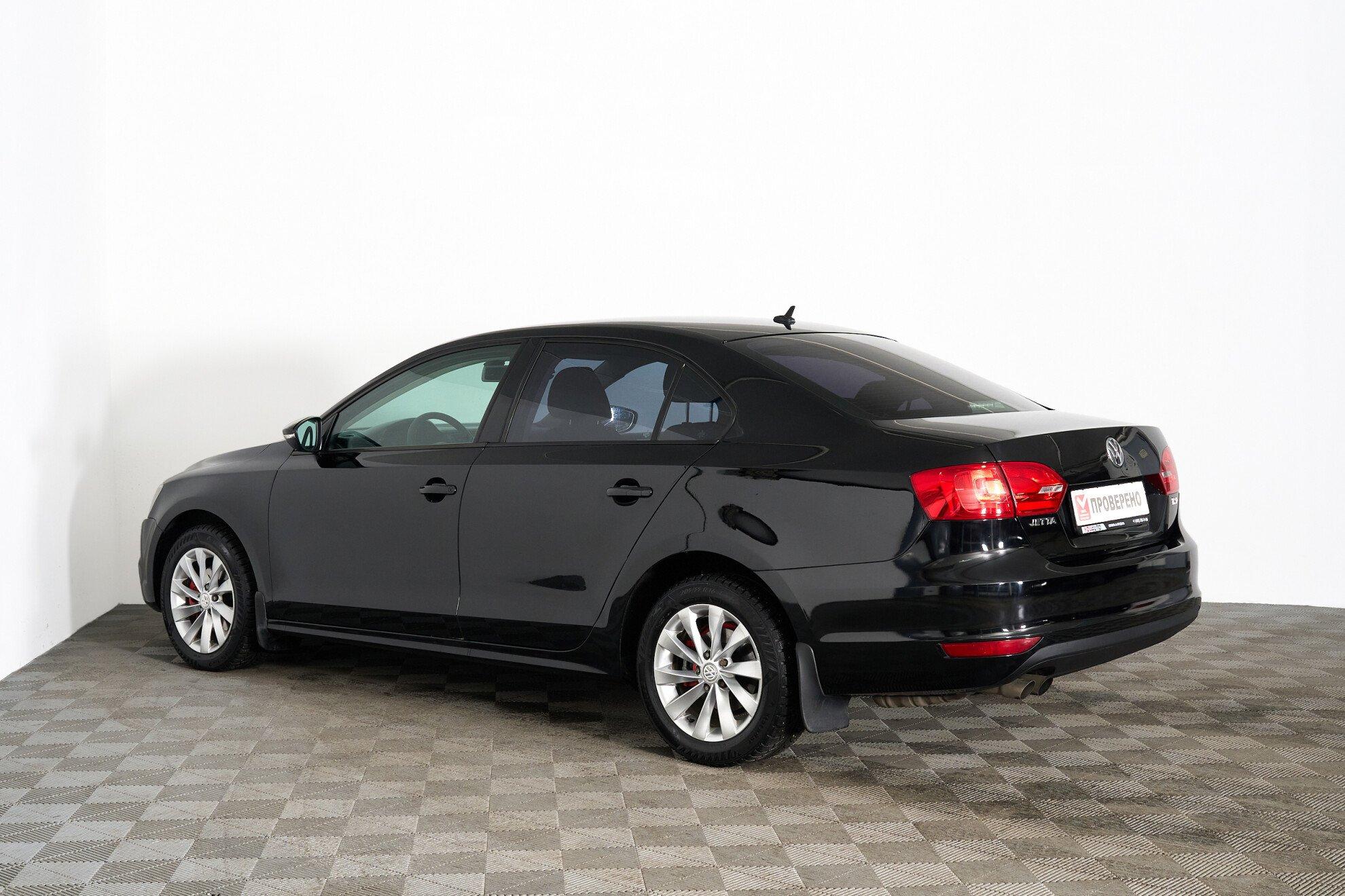 Volkswagen Jetta 2012, черный