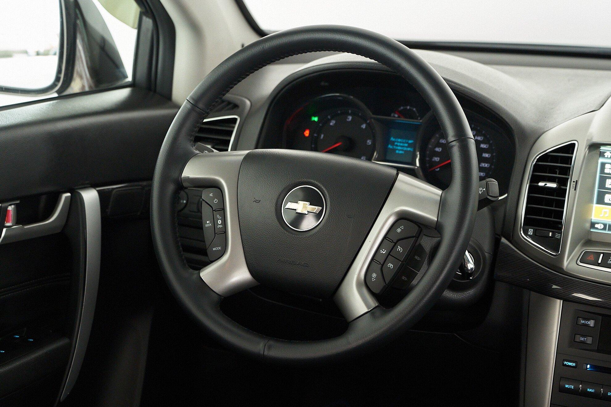 Chevrolet Captiva 2015, коричневый