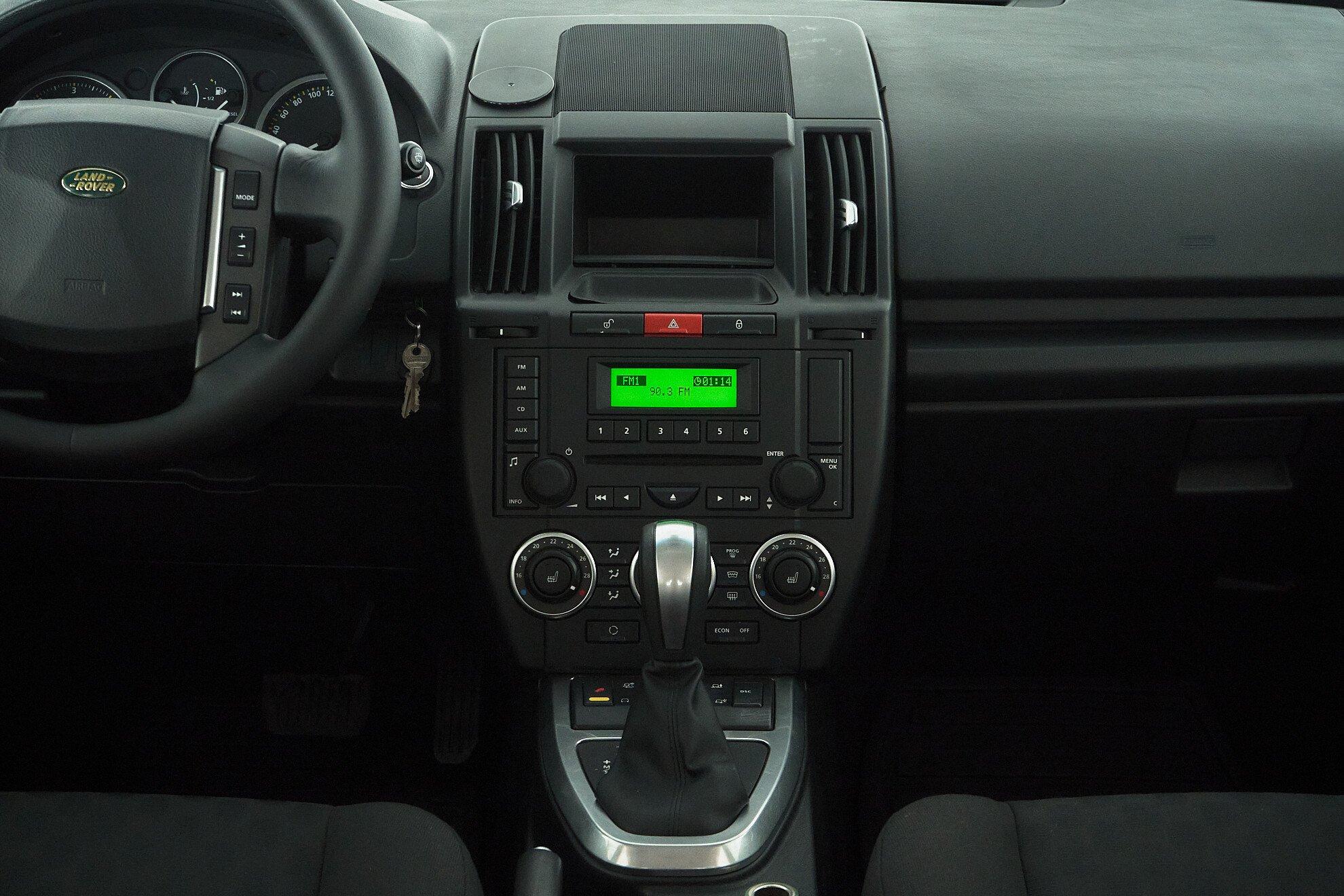 Land Rover Freelander 2009, черный