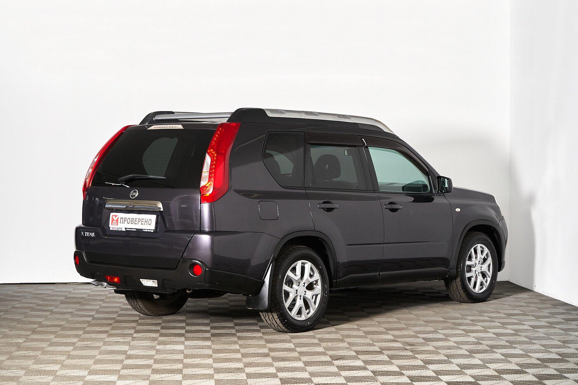 Nissan X-Trail 2012, серый