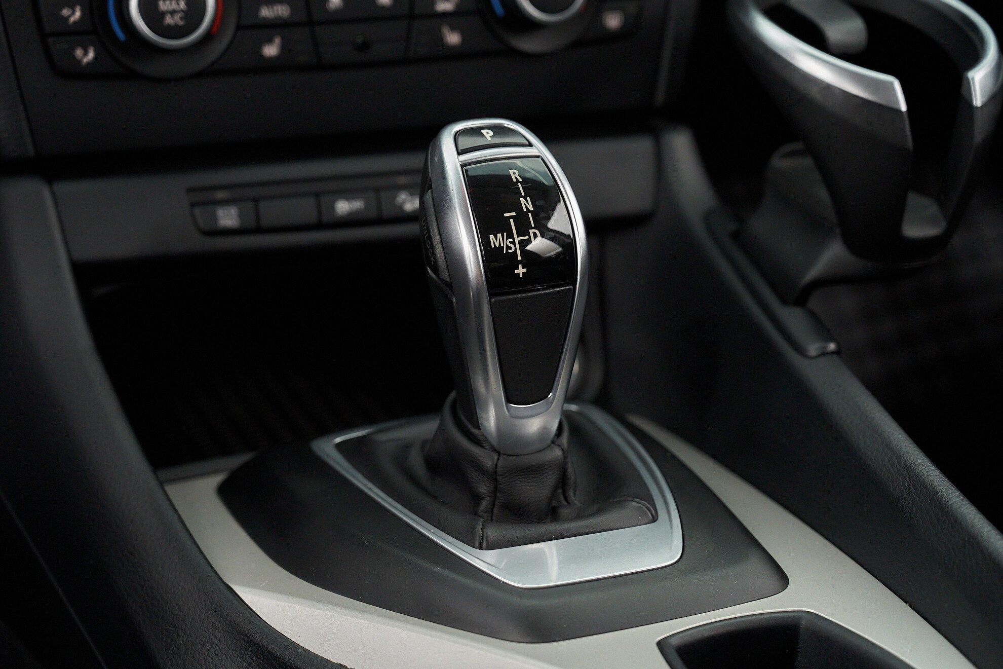 BMW X1 2014, синий