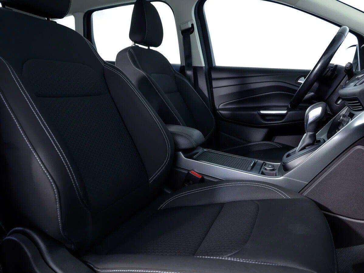 Ford Kuga 2019, черный