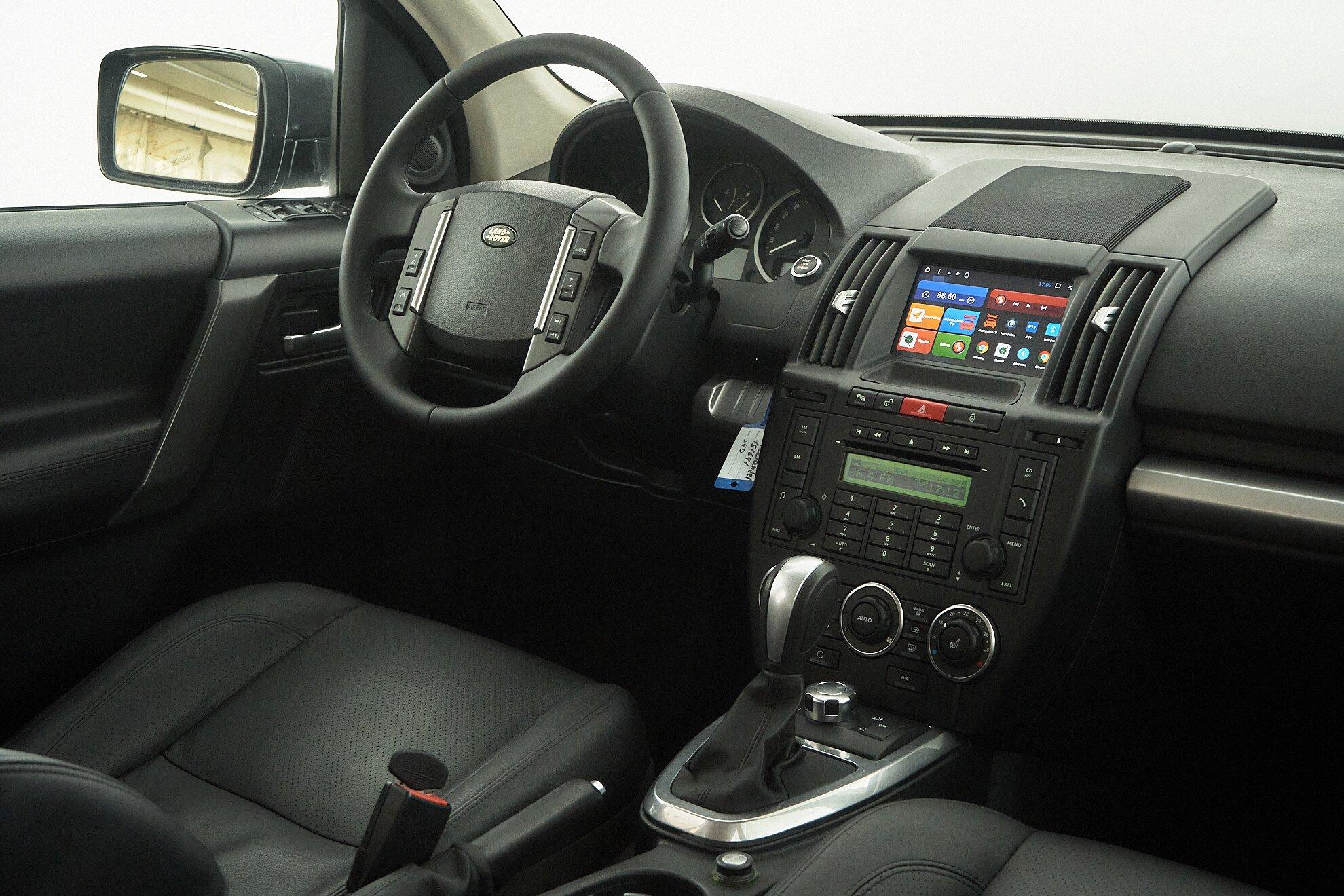 Land Rover Freelander 2010, серый