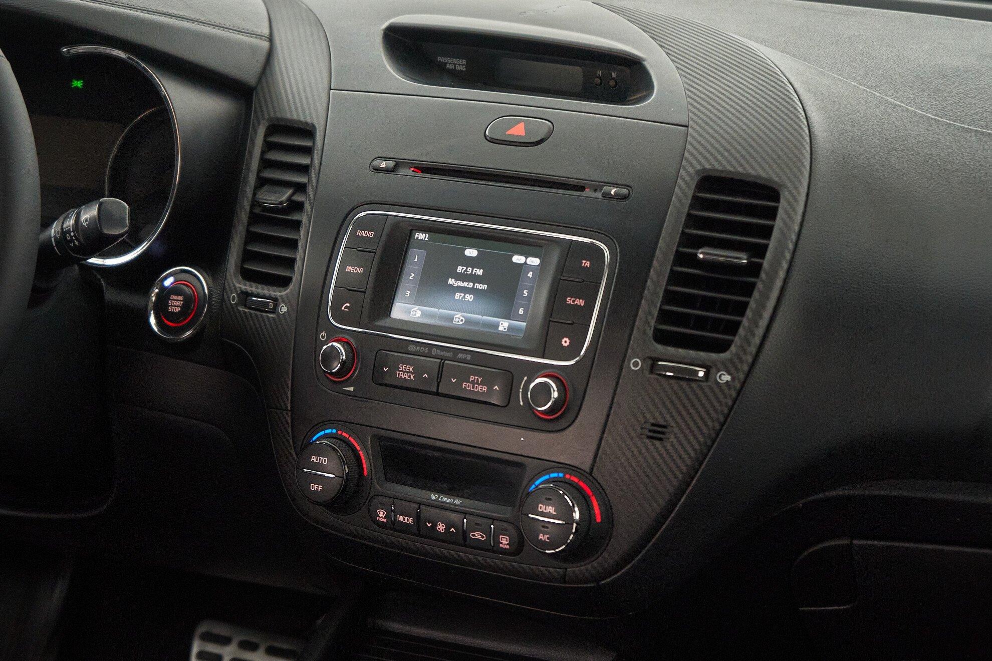 Kia Cerato 2013, черный