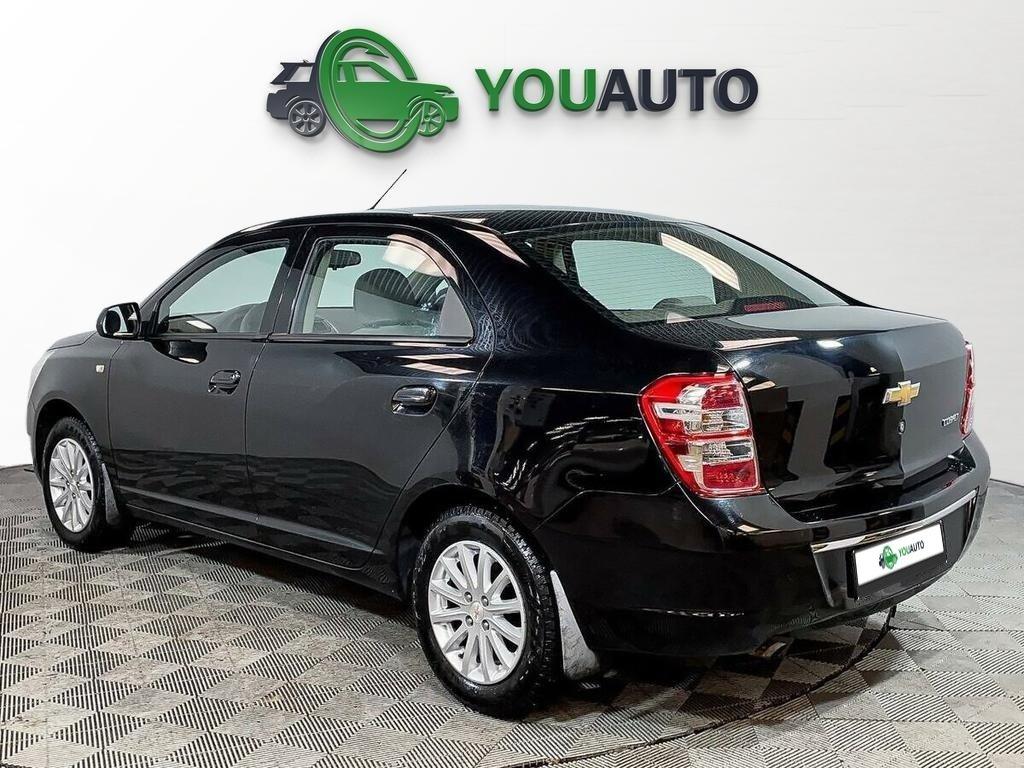 Chevrolet Cobalt 2022, черный