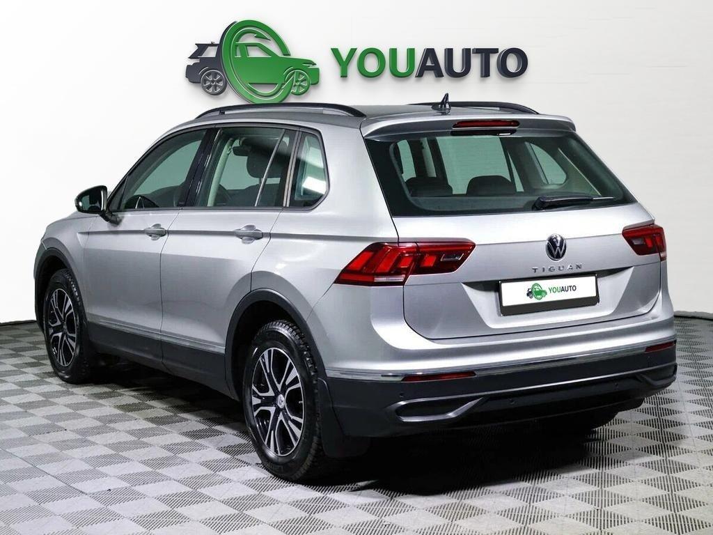 Volkswagen Tiguan 2020, серебряный